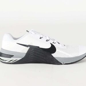 Nike Metcon 7 - Black and White Training Sneakers